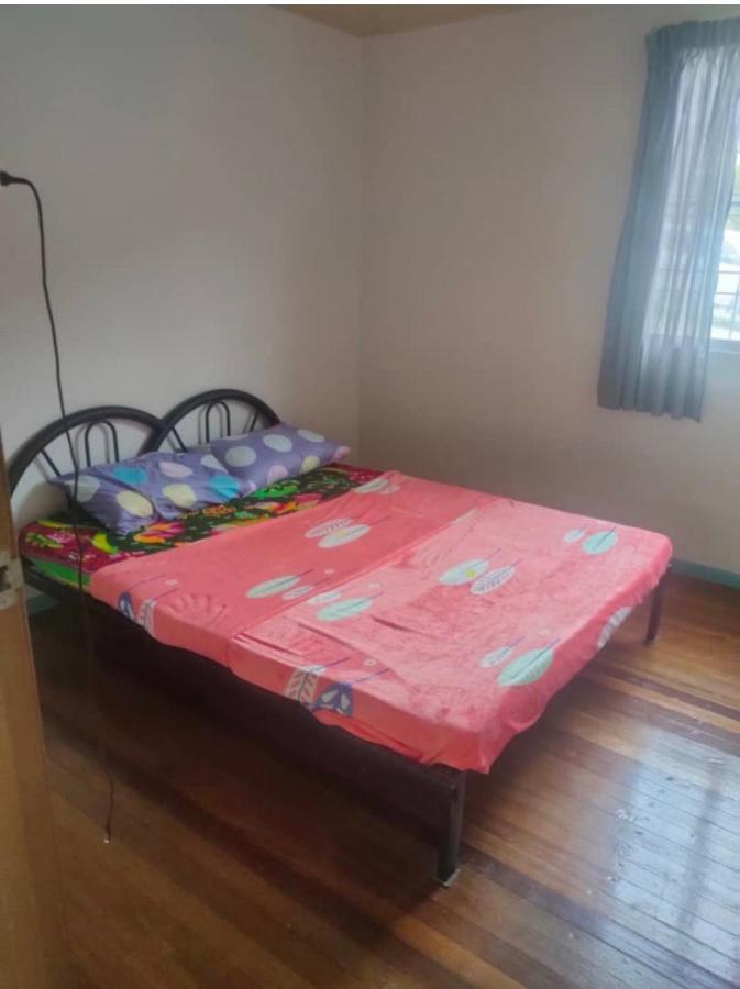 Mak Homestay Upstairs With 5 Bedrooms Kampong Kundassan Buitenkant foto